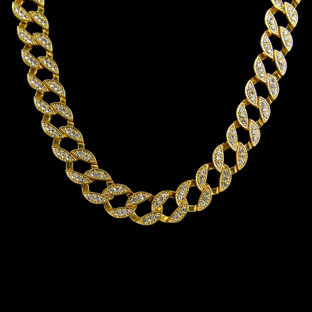 Luxury Cuban Chain Necklace – Diamond-Inspired Iced Design