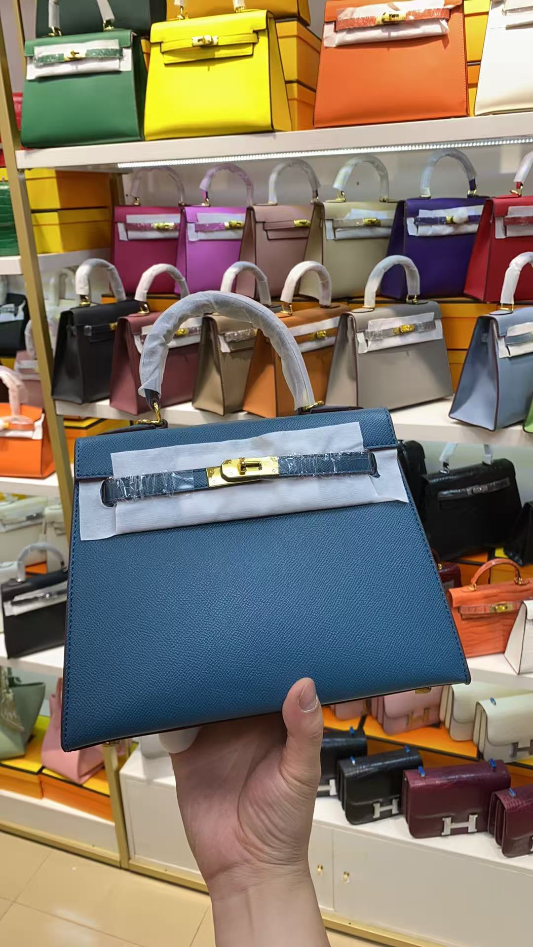 4890189395365,4890189395372,4890189395389