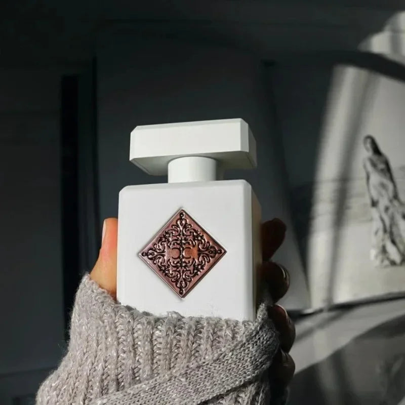 Oriental Oud Signature Eau de Parfum – Luxury Unisex Woody & Spicy Fragrance