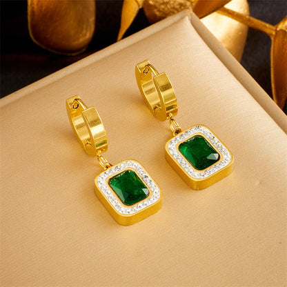 Stylist Frantz – Emerald Royal Glow Necklace & Earring Set (Luxury Zircon Collection)