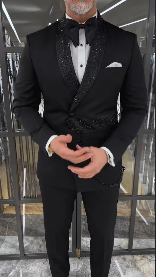 Stylist Frantz™ Signature Black Tuxedo Suit – Luxury Edition